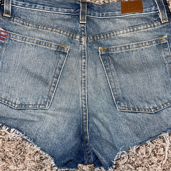 Urban Outfitters // BDG Girlfriend High Rise Shorts🌛 - Picture 12 of 13
